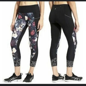 Athleta Relay 2.0 Black Orchid Capri Cropped Leggings Size XS